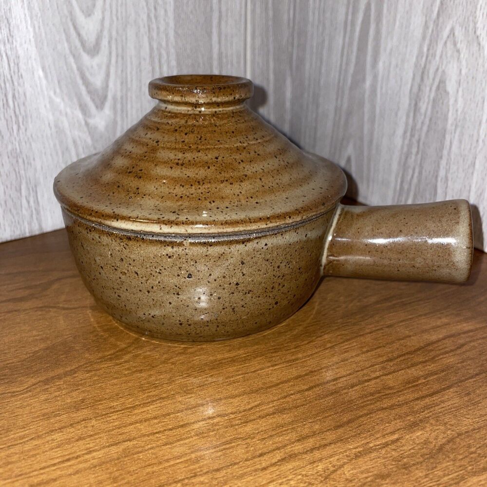 Stoneware Soup Pot 12 Ounces With Handle And Tapered Vented Lid